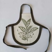 Фартух на пляшку з вишивкою, Травка, FT-124