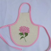 Фартух на пляшку з вишивкою Гортензія, рожева