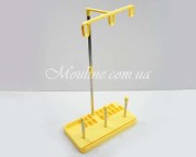 Держатель для ниток на три катушки 