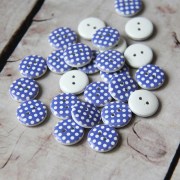 Пуговица деревянная Горох синий WS-161
