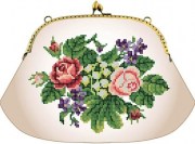 Набор для вышивки клатча бисером Розы ФБ6-02Б