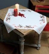 Скатерть Вервако PN-0164896 Синички и красные ягоды